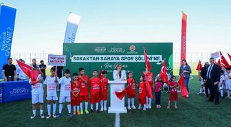 Gaziantep'te 'Sokaktan Sahaya Spor Şöleni' turnuvasının açılışı gerçekleşti