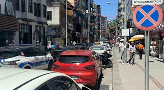 Hatalı parklar trafiği zaman zaman aksatıyor