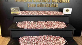 Kargo ile uyuşturucu sevkiyatına polis 'dur' dedi