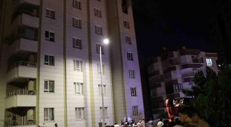 Şanlıurfa'da 9 katlı binada korkutan yangın