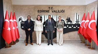 Türk Kızılay heyetinden Vali Sezer'e ziyaret