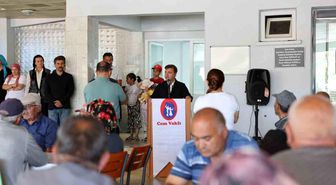 Ulalar Cemevinde aşure dağıtım programı düzenlendi