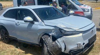 Uşak'ta cip ile otomobilin çarpışması sonucu 6 kişi yaralandı