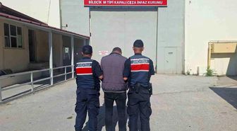 3 yıl 1 ay 15 gün hapis cezasıyla aranan şahıs jandarmadan kaçamadı