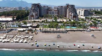 Antalya'da Lüks Rezidansta Aidat Krizi: 13 Bin TL'den 20 Bin TL'ye Çıktı, 100 Bin TL Ek Ödeme Talebi Yargıya Taşındı