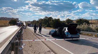 Çankırı'da 1 tır ve 3 otomobilin karıştığı kazada 4 kişi yaralandı