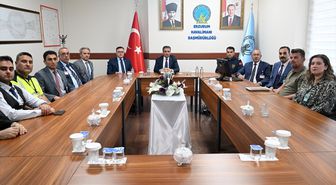 Erzurum Valisi Baruş, havalimanındaki çalışmaları yerinde inceledi