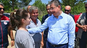 Eskişehir Valisi Yılmaz, jeotermal kaynaklı fide üretimi yapılan seraları ziyaret etti
