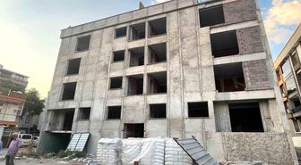 Karşıyaka'da müteahhit aynı daireyi onlarca kişiye sattı: Mağdurlar adliyede