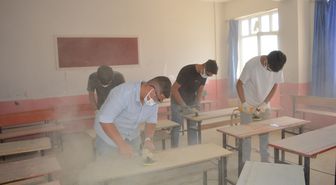 Mardinli öğrenciler 1 ayda 2 bin 500 sırayı yeniledi