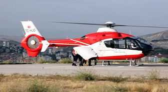 Nallıhan'da hava ambulansı kalp krizi geçiren hasta için havalandı