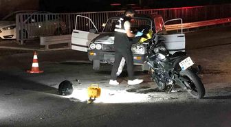 Otomobille çarpışan motosikletin sürücüsü ağır yaralandı