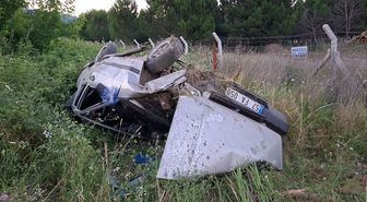 Samsun'da şarampole devrilen otomobildeki 3 kişi yaralandı