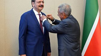 TOBB Başkanı Hisarcıklıoğlu'na Tataristan 'Dostluk Nişanı' verildi