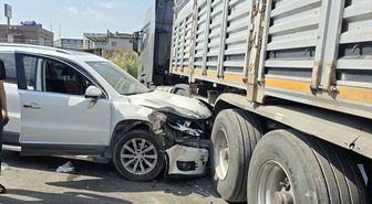 Turgutlu'da 2 kişinin yaralandığı kaza güvenlik kamerasında
