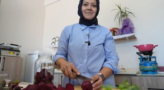 Annesinden öğrendiği turşu yapmayı mesleğe dönüştürdü