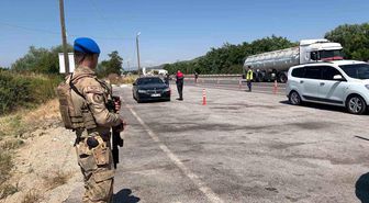 Bilecik'te 9 yoklama kaçağıyla hacizli araç yakalandı