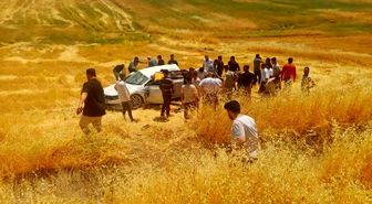 Diyarbakır'da otomobil tarlaya yuvarlandı: 5 yaralı