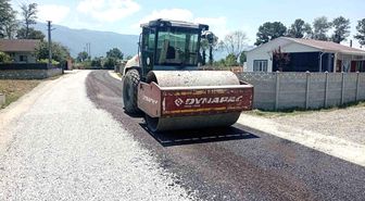 Düzce'de köylerde sathi kaplama çalışmaları tamamlanıyor