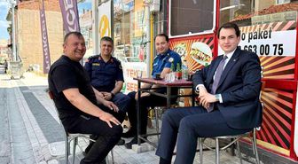 Hisarcık Kaymakamı Atam, esnaf ve vatandaşlarla buluştu