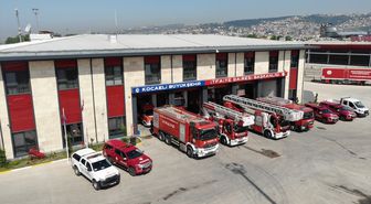 Kocaeli'de itfaiye ekipleri olası yangınlara karşı teyakkuzda