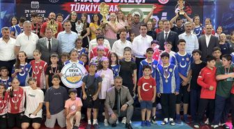 Minikler ve Yıldızlar Mas Güreşi Türkiye Şampiyonası Kayseri'de başladı