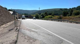 Kavak'ta yolun karşısına geçen kadına otomobil çarptı: 1 ölü