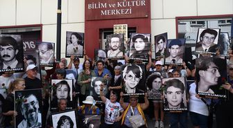 Sivas olaylarında hayatını kaybedenler kentte düzenlenen programda anıldı