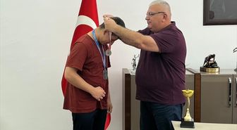 Türkiye ikincisi Judocu Ali Kağan Şentürkoğlu, Kaymakam Güneş'i ziyaret etti