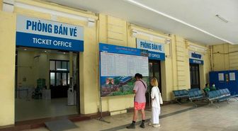 Vietnam, Akaryakıt Fiyatlarındaki Düşüşün Ardından Tren Biletlerine Yüzde 10 İndirim Yaptı
