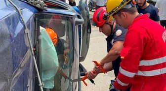 Dörtyol'da takla atan otomobilin sürücüsü yaralandı