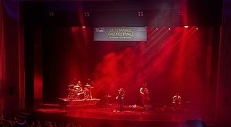Grammy ödüllü sanatçı Arooj Aftab AKM'de konser verdi