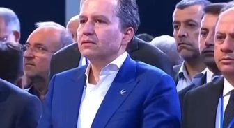 Hamaney'in cenaze töreninde Erbakan gözyaşlarını tutamadı