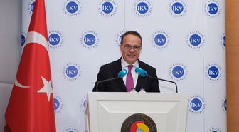 İKV 64. Genel Kurulu'nda Türkiye-AB İlişkileri ve Vize Sorunu Masaya Yatırıldı
