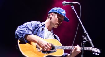 Kanadalı müzisyen Mac DeMarco, İstanbul'da müzikseverlerle buluştu