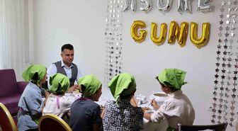 Koruma altındaki çocuklar aşure yaptı