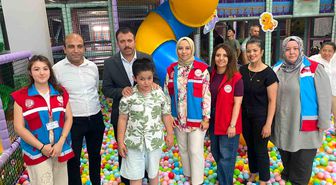 Osmaniye'de özel bireyler karne sevincini şenlikle yaşadı