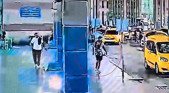 Otogarın dışındaki çuvala gizlediği bıçağı alıp 2 güvenlik görevlisini yaraladı