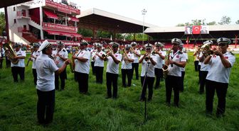 Sarayiçi Er Meydanı'nda 665. Tarihi Kırkpınar Yağlı Güreşleri'nin açılış seremonisi gerçekleştirildi