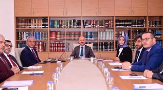 Vali Varol, İl Müftülüğü'nde yürütülen hizmetler hakkında bilgi aldı