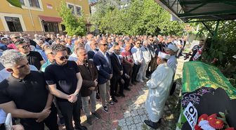 AK Parti Genel Başkan Yardımcısı Kaya'nın halasının cenazesi Muğla'da defnedildi
