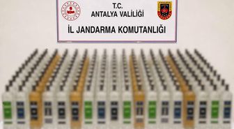 Alanya ve Manavgat'ta kaçak içki operasyonu: 208 litre ele geçirildi