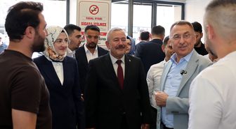 Fuat Oktay, Akyurt'ta teşkilat, esnaf ve sanayicilerle bir araya geldi