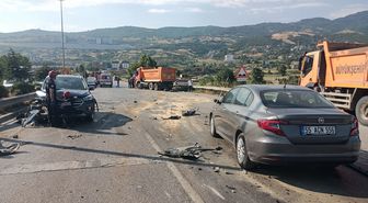 Samsun'da 8 aracın karıştığı zincirleme kaza; 2 yaralı