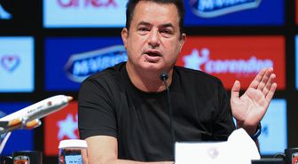 Acun Ilıcalı, Galatasaray'ın iki yıldızını göklere çıkardı