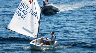 Dünya sekizincisi milli yelkenci Eren'in hedefi olimpiyatlar