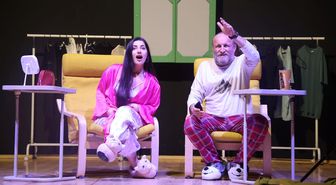Maçka'da 'Hangisi Gerçek' tiyatro oyunu sahnelendi
