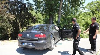 Malatya'da ağaca çarpan otomobildeki 2 kişi öldü, 4 kişi ağır yaralandı