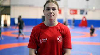 Milli güreşçi Beyza Nur Akkuş yeni şampiyonluklar peşinde