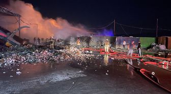 Bursa'da geri dönüşüm tesisinde çıkan yangın söndürüldü